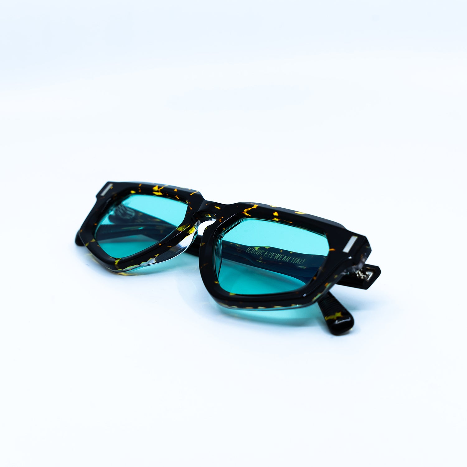 Avitio Tortoise Aqua