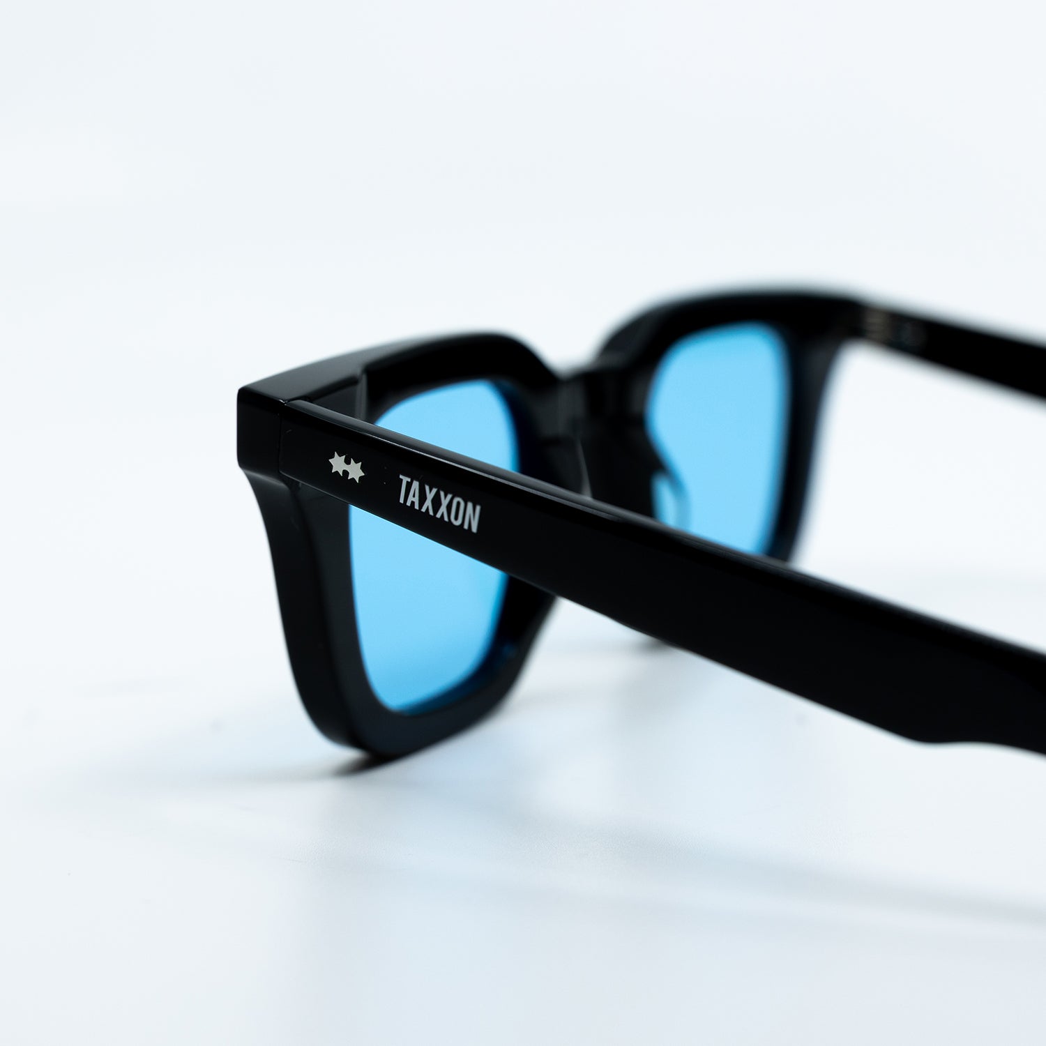 Zid Sunglasses with Black Frame & Light Blue Lens