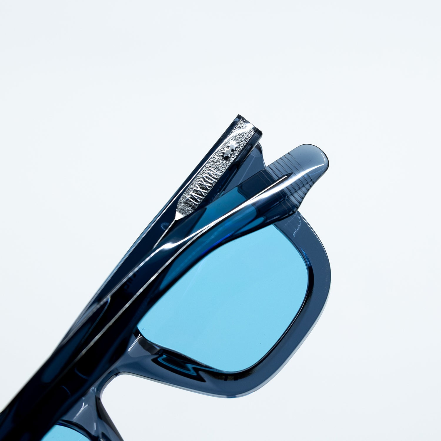Zid Sunglasses with Onyx Frame & Light Blue Lens