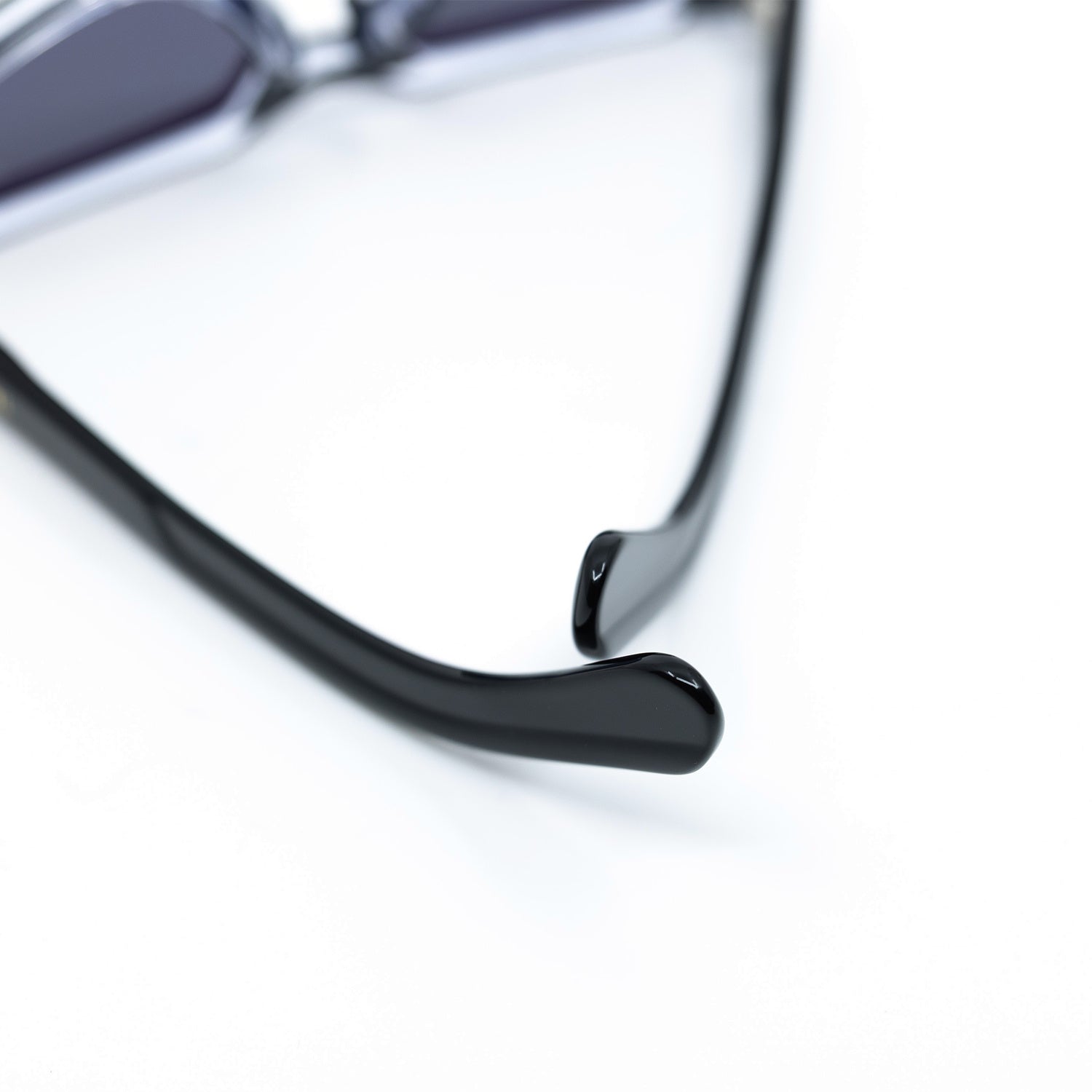 Avitio Sunglasses with Black Frame & Black Lens