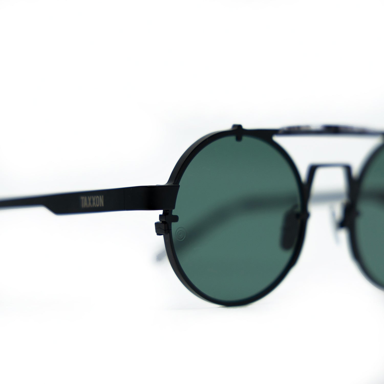 Lennon Black Green