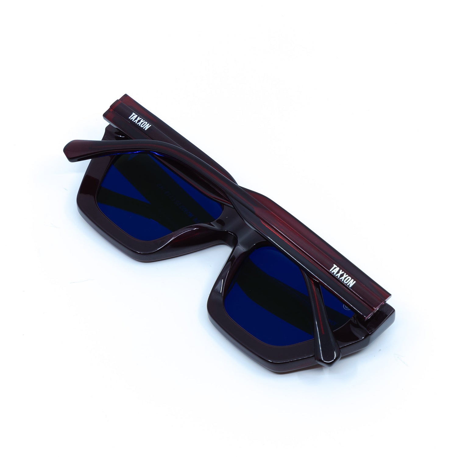 Osca Sunglasses with Velvet Frame & Green Lens