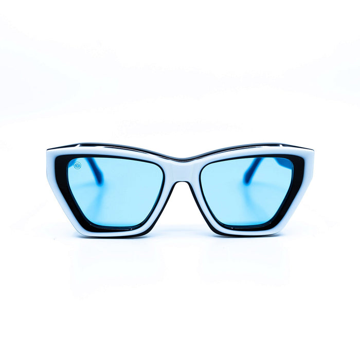 Osca White Light Blue
