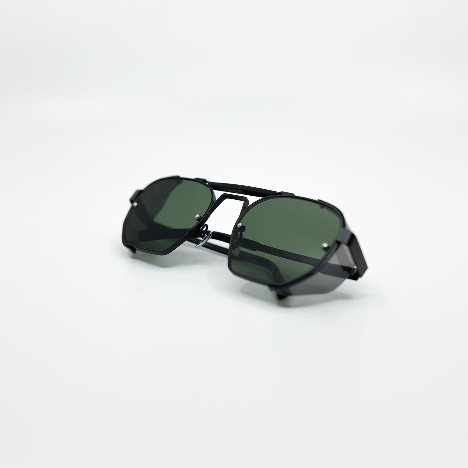Sully Sunglasses with Black Frame & Green Lens
