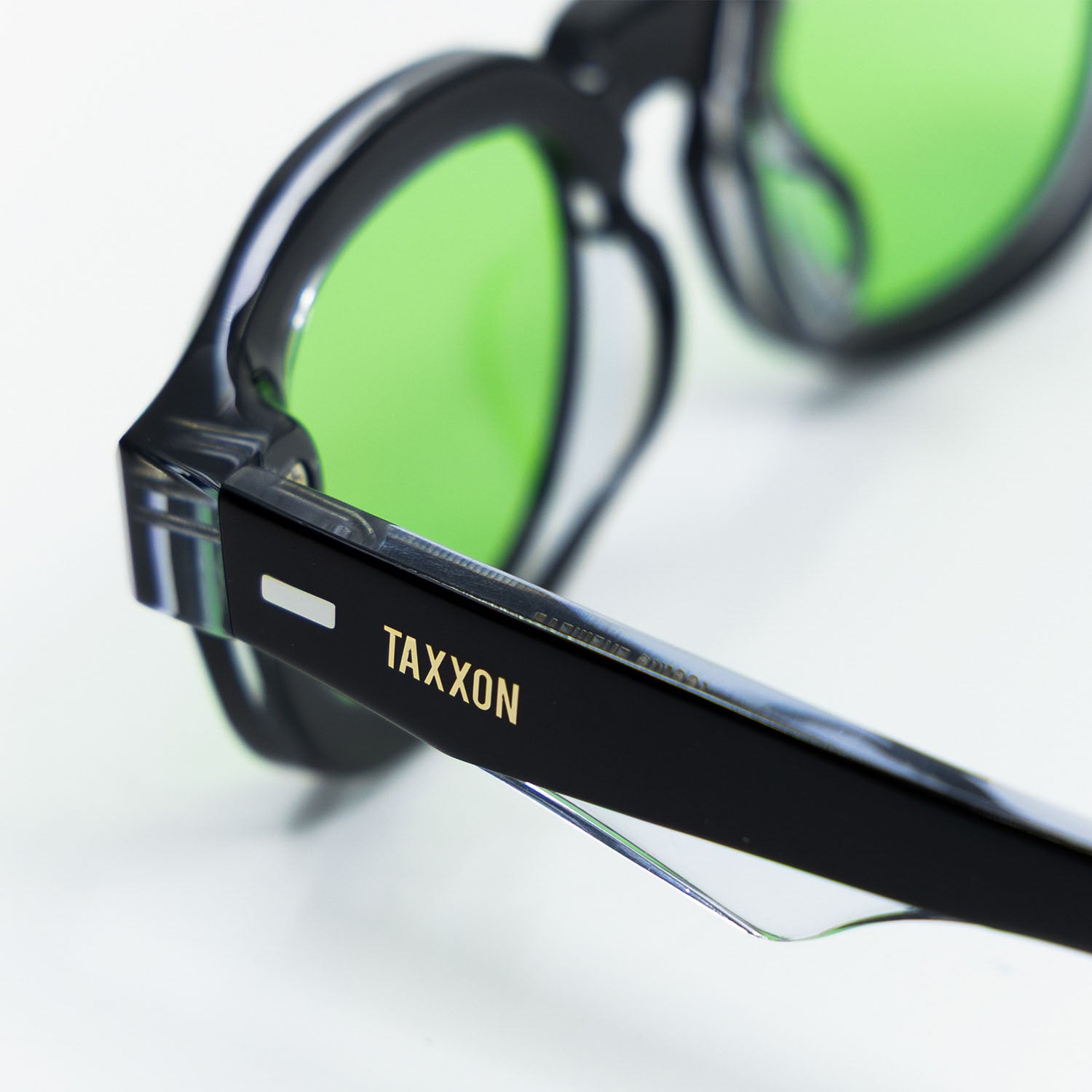 Tom Sunglasses with Black Frame & Green Lens
