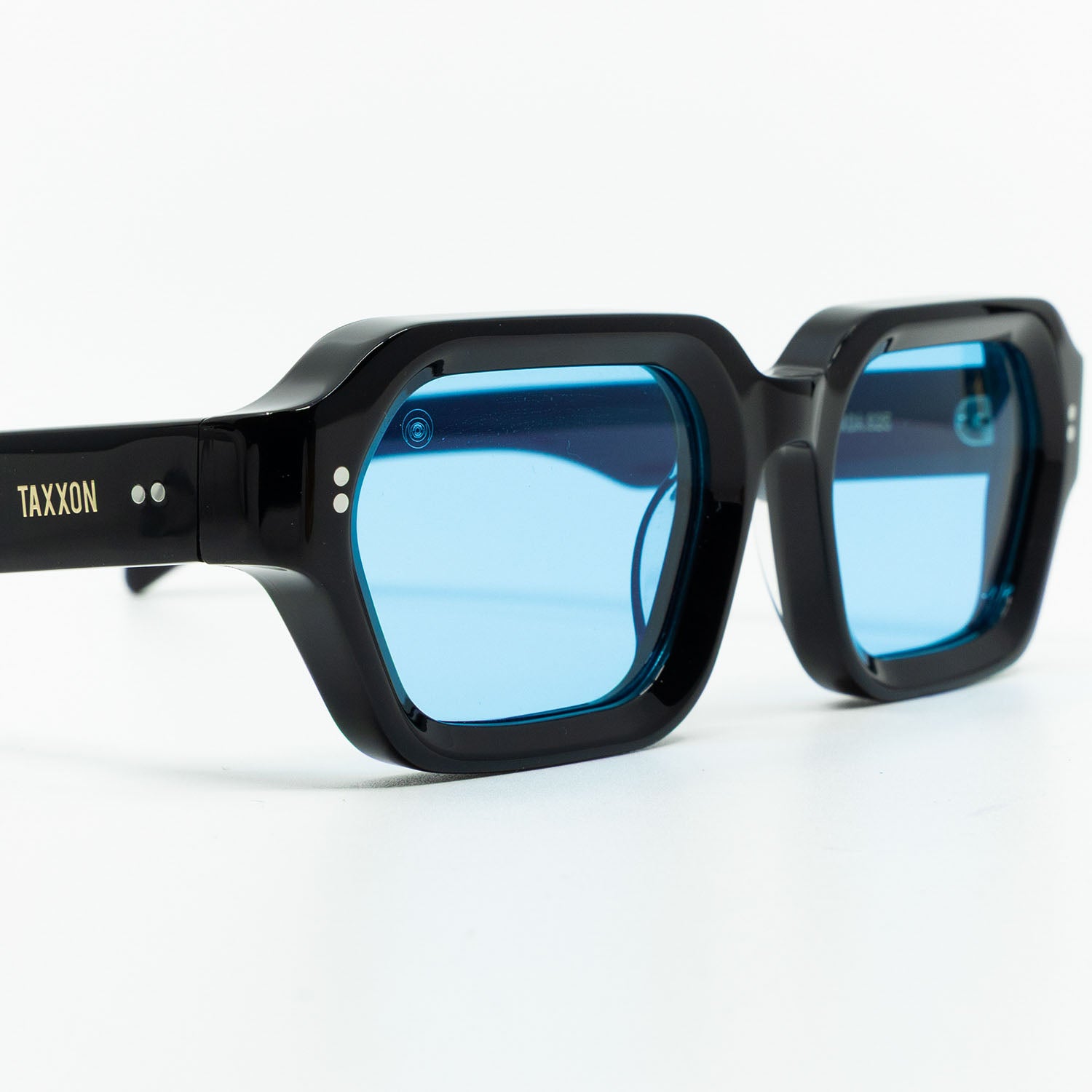 925 Sunglasses with Black Frame & Light Blue Lens