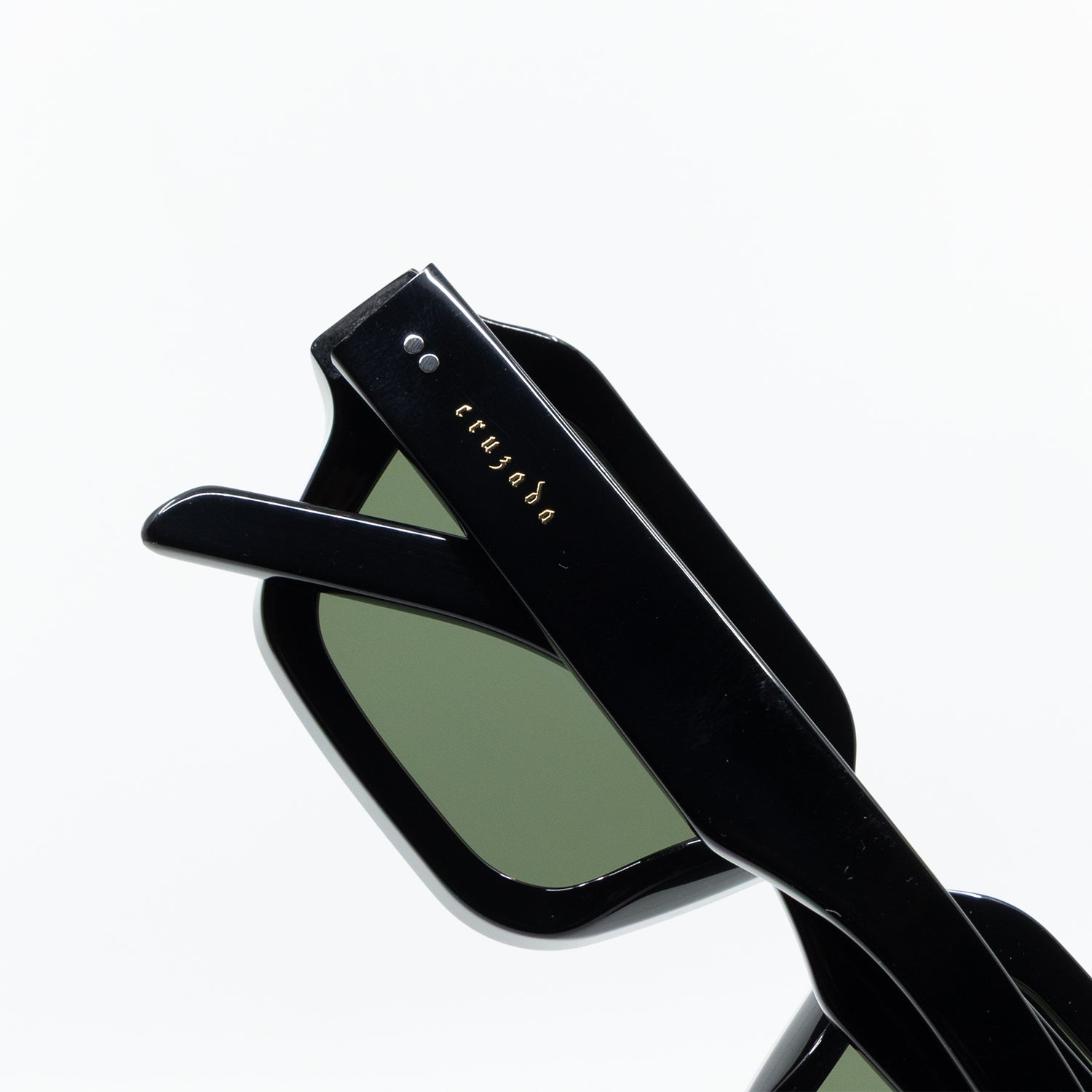 925 Sunglasses with Black Frame & Green Lens