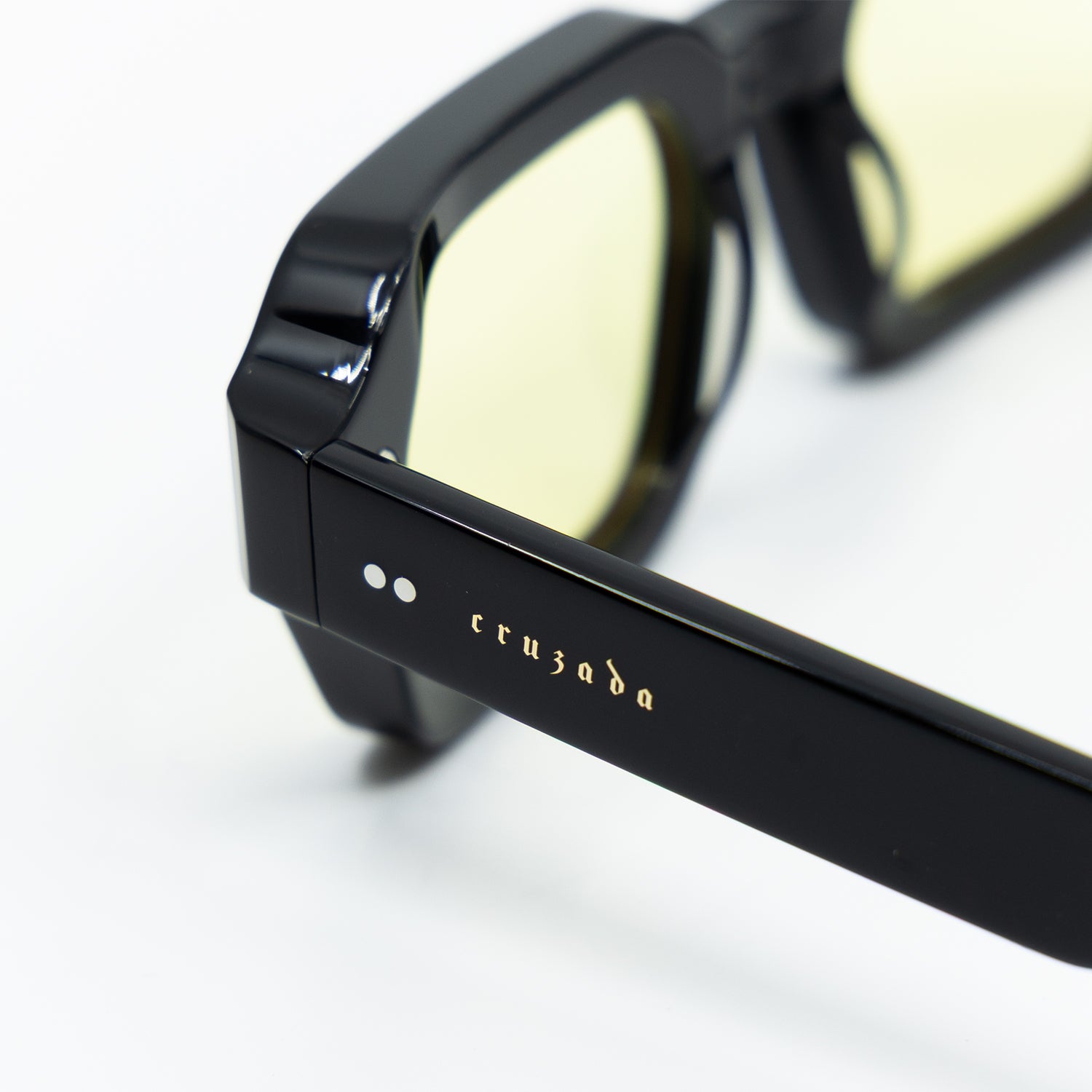 925 Sunglasses with Black Frame & Yellow  Lens