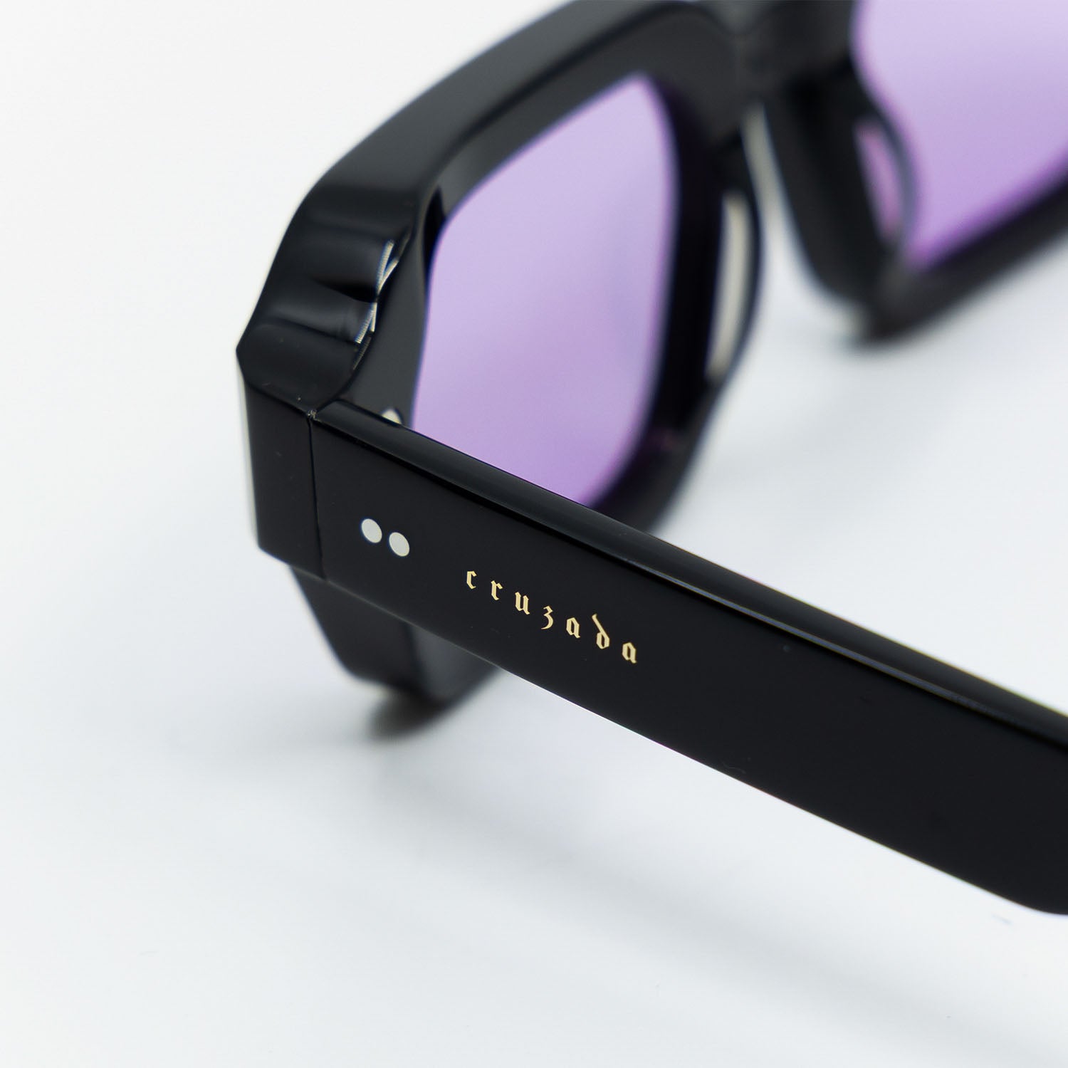 925 Sunglasses with Black Frame & Purple Lens