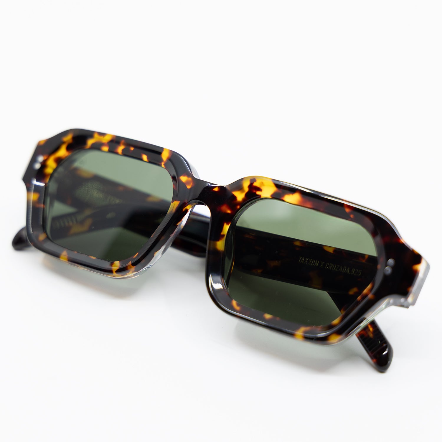 925 Sunglasses with Havana Frame &  Green Lens