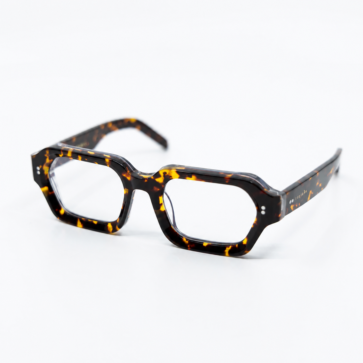 .925 Havana optical frame by Taxxon — 45° view