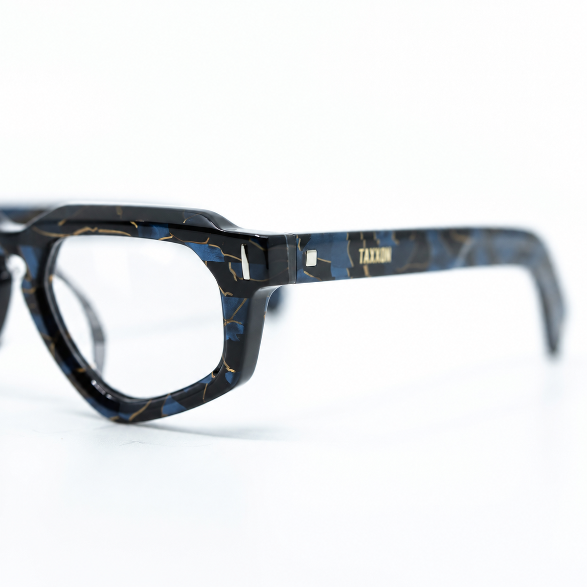Avitio Azurite optical frame by Taxxon — detail