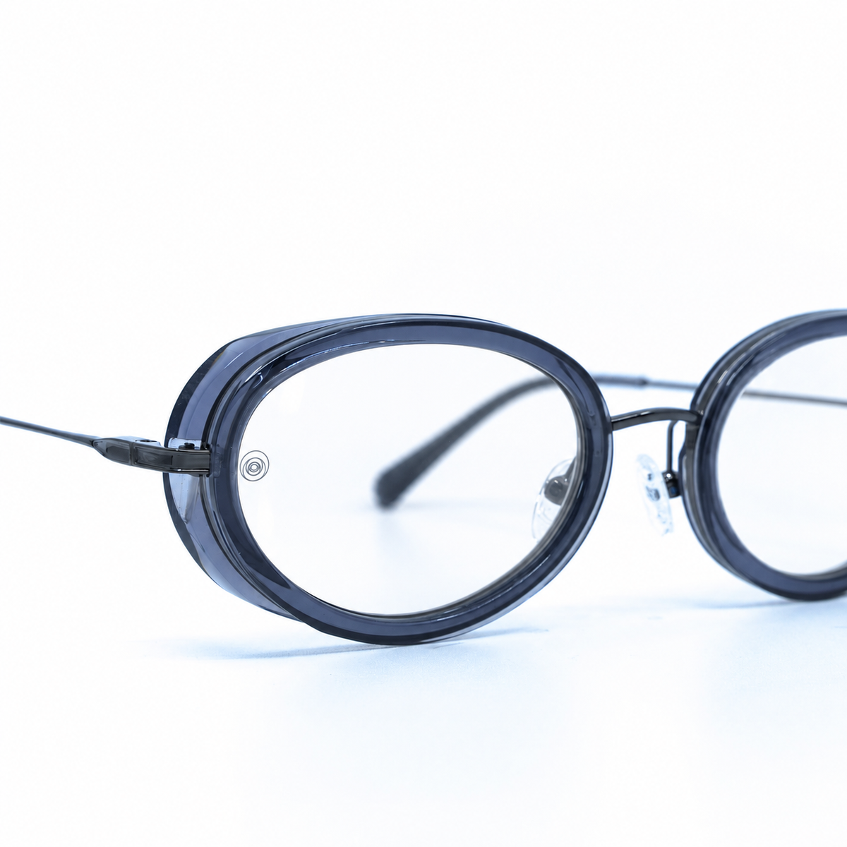 Gala Ash optical frame by Taxxon — detail