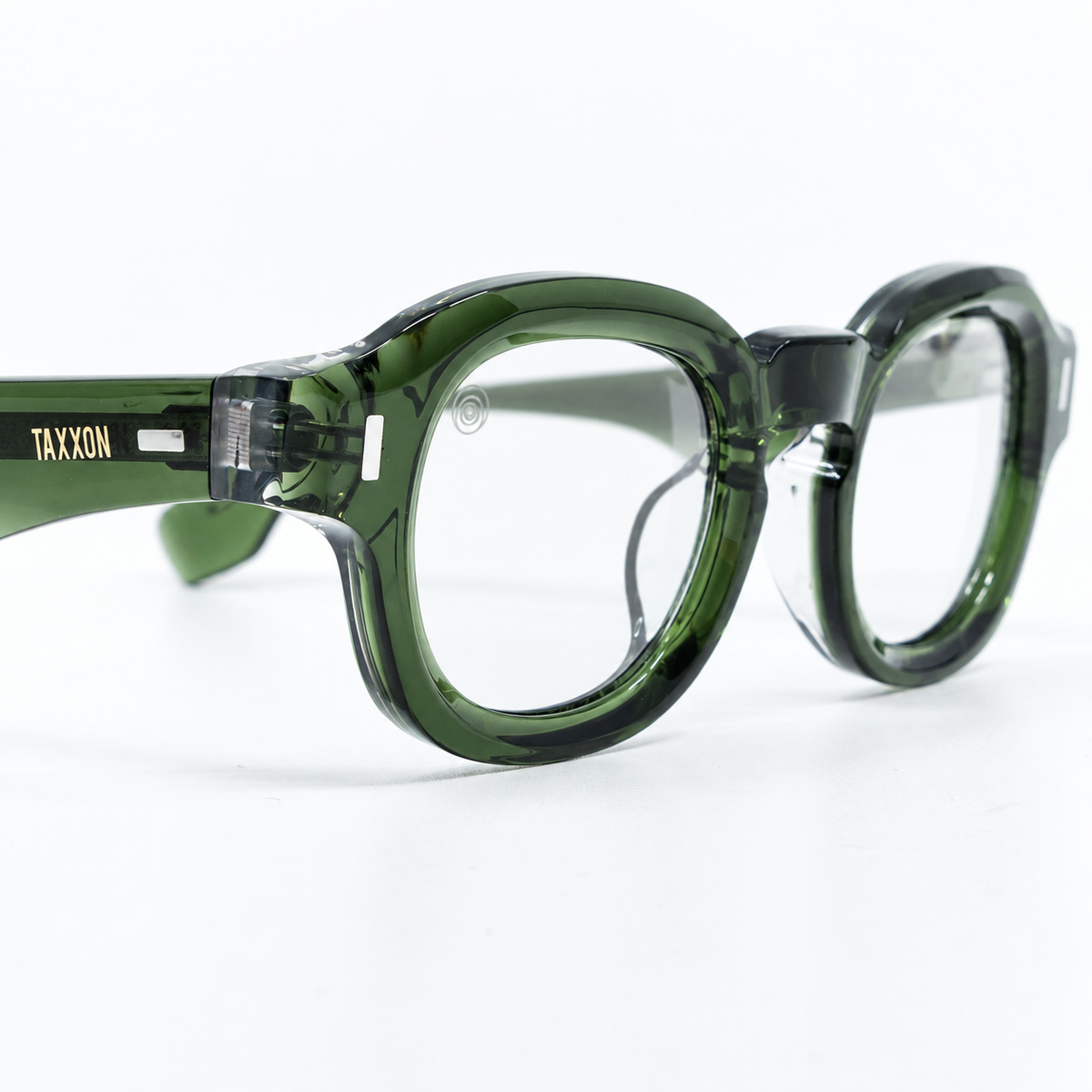 Tom Olive optical frame by Taxxon — detail