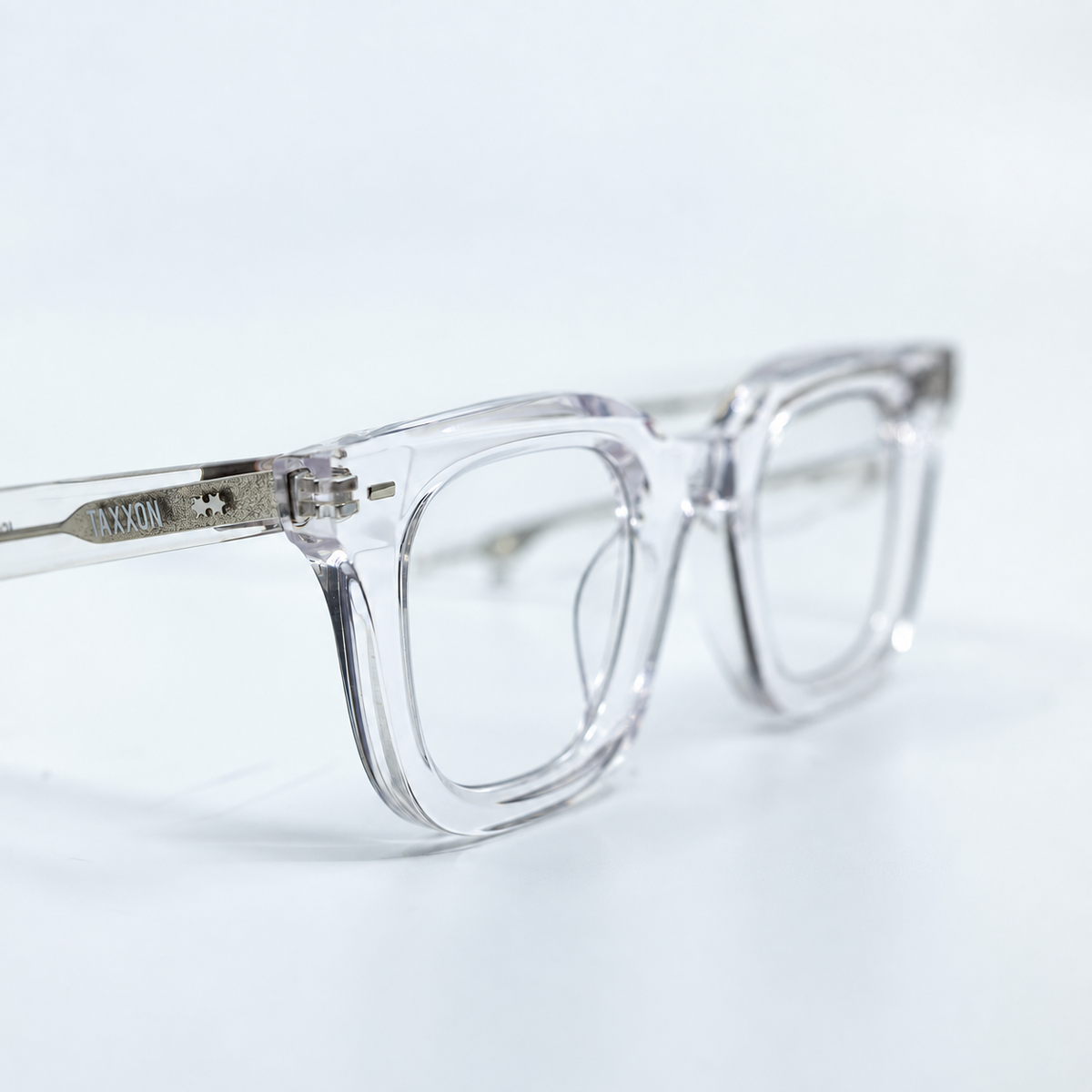 Zid Clear optical frame by Taxxon — detail